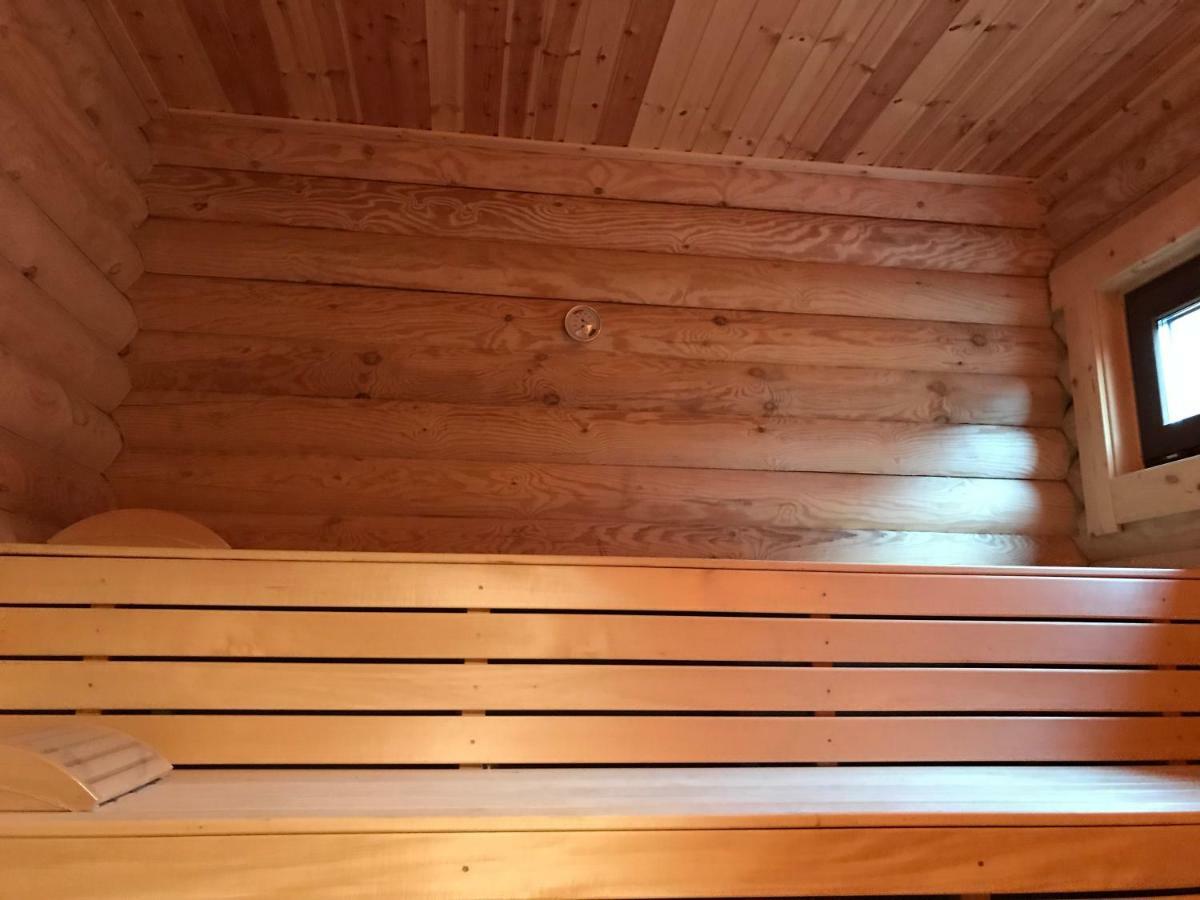 Holiday home Wellness Huette Am Zwenkauer Bei Leipzig